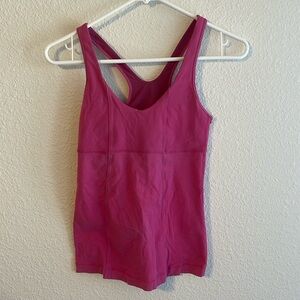 Lululemon top